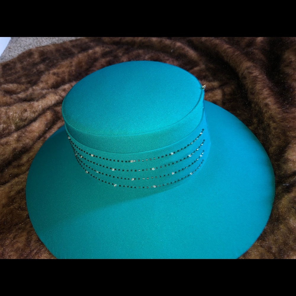 Studio B Church Hat 100% polyester